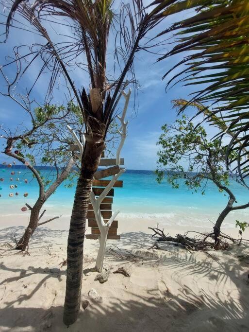 Villa Boheme Ukulhas Island Exterior photo